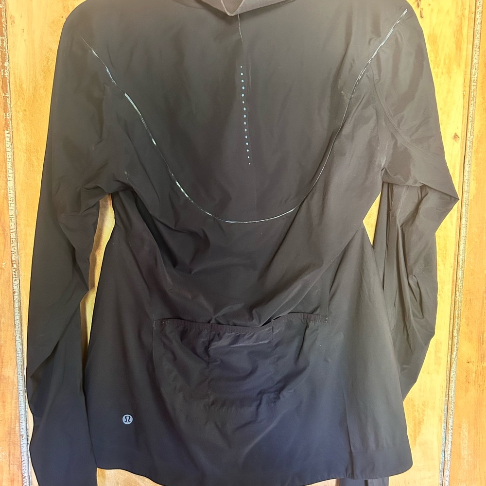 Lululemon Black Full-Zip Lightweight Running Jacket - Picture 2 of 2